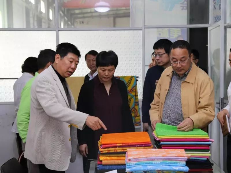 Xu Ruijun, directorul Departamentului Industriei Internet al Lucrurilor din cadrul Comisiei Municipale de Economie și Tehnologia Informației din Hangzhou, l-a vizitat și l-a ghidat pe Meige